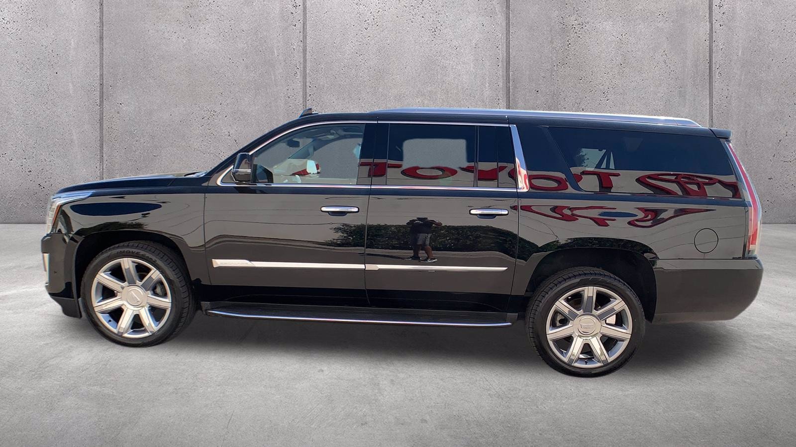 Escalade 1