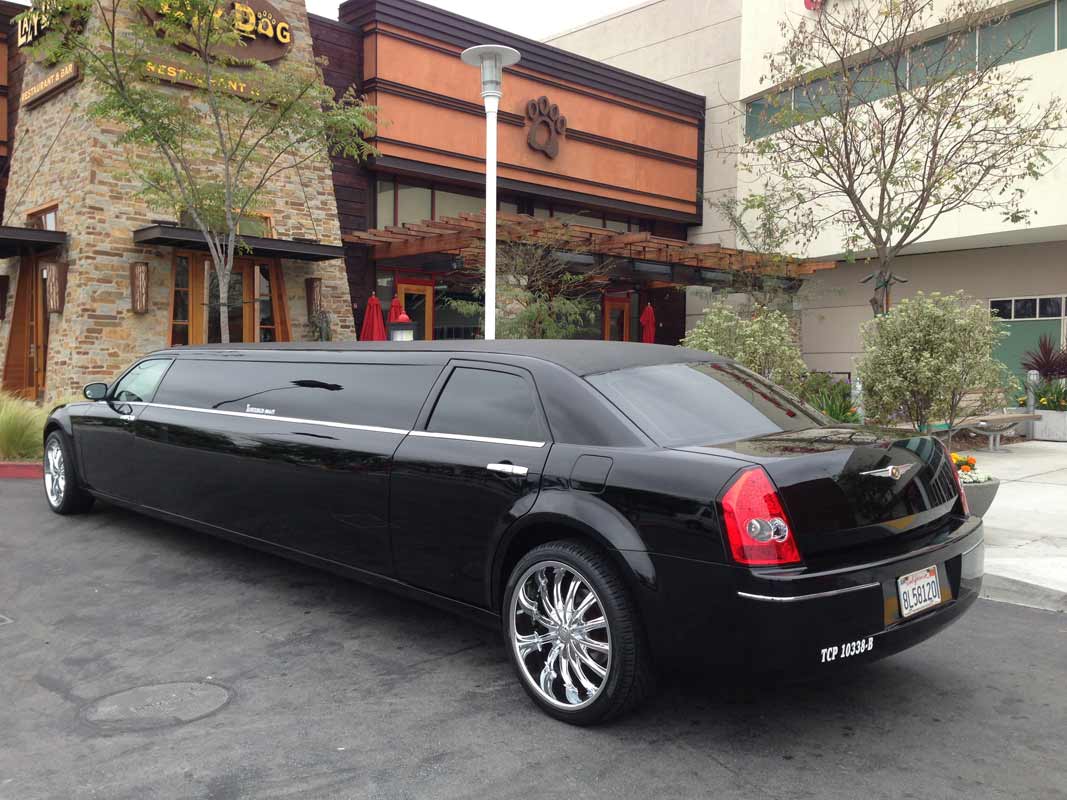 Chrysler-300-(1)